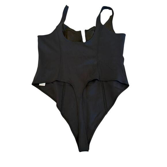 Good American Women's Black Scuba U Corset Bodysuit Size 6 or US 3X - Picture 5 of 9